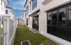 Jalan Arundina U13/2B, Shah Alam, Selangor 40170