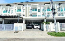 Jalan Meringin Indah, Kajang, Selangor 43000