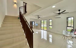 Jalan Warisan Mulia 4/1, Kota Warisan, Sepang, Selangor 43900