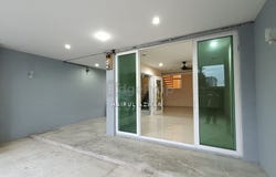 Jalan Rasmi , Ampang, Selangor 68000