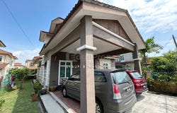 Jalan FLora, Telok Panglima Garang, Selangor 42500