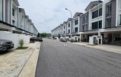 Jalan AP, Puchong, Selangor 47100