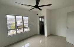 Jln Irama 5, Bandar Puncak Alam, Selangor 42300