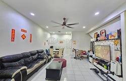 Jalan Bayu , Iskandar Puteri, Johor 79100