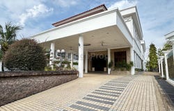 Jalan U1, Glenmarie Courts, Glenmarie, Selangor 40150