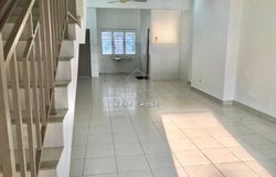 Jalan Parklands, Semenyih, Selangor 43700