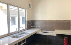 Jalan PU 1, Puchong, Selangor 47100