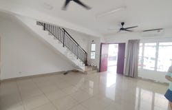 Jalan FLora, Telok Panglima Garang, Selangor 42500