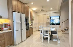 Bandar Utama, Kayu Ara, Selangor 47400