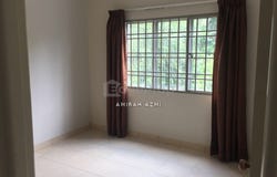 Jalan Kristal 7/70, Seksyen 7, Shah Alam, Selangor 40460