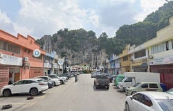 Batu Caves, Selangor 68100