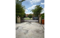 Persiaran Mahkota, Banting, Selangor 42700
