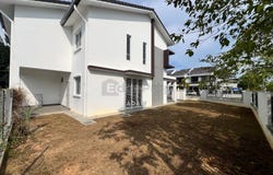 Jalan Fauna 2, Jenjarom, Selangor 42600