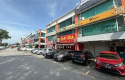 Batu Caves, Selangor 68100
