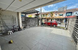 Off Persiaran Kota Perdana, Seri Kembangan, Selangor 43300