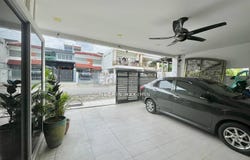Batu Caves, Selangor 68100
