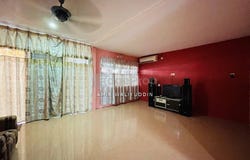 NO 171, LORONG BERINGIN 7, TAMAN JAYA, Hilir Perak, Perak