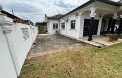 Jalan Merak; Jalan Merpati; jalan Serindit; Jalan Pipit, Dengkil, Selangor 43800