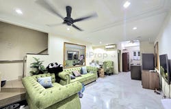 Jalan Dagang 1/7, Ampang, Selangor 68000
