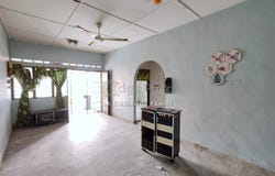 Off Jalan Besar, Kulai, Johor 81100