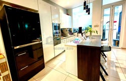 Jalan Bestari Canary Garden Bandar Bestari Klang , Klang, Selangor 41200