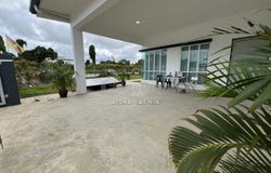 J, Kuching, Sarawak 93050