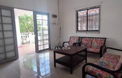 Jalan Bunga Raya, Bukit Beruang, Melaka 75450
