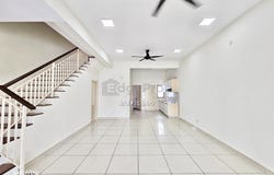 Persiaran Tun Teja, Shah Alam, Selangor 40470