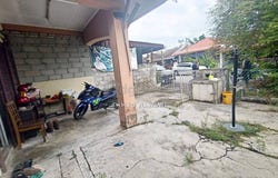 Persiaran Mahkota, Banting, Selangor 42700