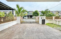Jalan Saujana KLIA, Sepang, Selangor