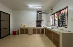 Jalan Bk9 Bandar Kinrara , Puchong, Selangor 47180