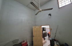 Jalan 1/1, Semenyih, Selangor 43500