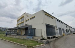 Jalan Perindustrian, Seri Kembangan, Selangor 43300