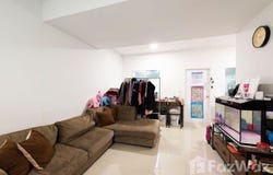 Liap Wari Road, Krathum Rai, Nong Chok, Bangkok, 10530 Thailand, Nong Chok,