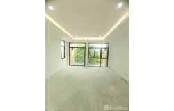 206 Soi Sabai Chai Yaek 5, Samsen Nok, Huai Khwang, Bangkok, 10310 Thailand, Huai Khwang,