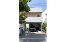 Courtyard Villa, Thap Chang, Saphan Sung, Bangkok, 10240 Thailand, Saphan Sung,
