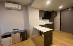 Bewitch, Soi Ari 1, Phaya Thai, Bangkok, 10400 Thailand, Phaya Thai,