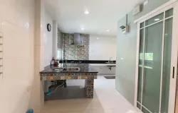 Segawa, Hua Mak, Bang Kapi, Bangkok, 10240 Thailand, Bang Kapi,