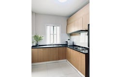 333/2 The Grand Village, Muthi 3, San Na Meng, San Sai, Chiang Mai, 50210 Thailand, San Sai,