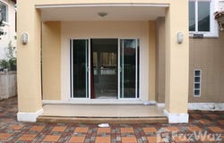 127/10 Pathum Krungthep Road, Bang Khu Wat, Pathum Thani, 12000 Thailand, Pathum Thani,