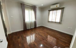 Kanchanaphisek Road, Saphan Sung, Bangkok, 10240 Thailand, Saphan Sung,