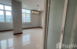 Ahan Tamsangprachasong Khre, Soi Kitchakan, Din Daeng, Bangkok, 10400 Thailand, Din Daeng,