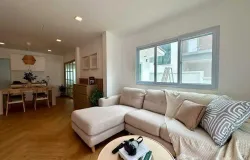 Mitri Chit 10, Samwa Tawan Ok, Khlong Sam Wa, Bangkok, 10510 Thailand, Khlong Sam Wa,