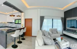 30 สมบัตร, บางเสร่, สัตหีบ, ชลบุรี, 20250 ประเทศไทย, สัตหีบ,