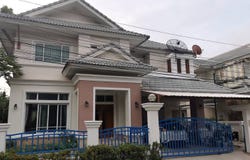Luxury Flower, Rat Phatthana Road, Rat Phatthana, Saphan Sung, Bangkok, 10240 Thailand, Saphan Sung,