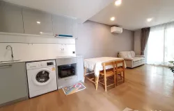 Bewitch, Soi Ari 1, Phaya Thai, Bangkok, 10400 Thailand, Phaya Thai,