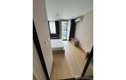 The Key Mrt Phetkasem 48, เพชรเกษม 46/2, Bang Wa, Phasi Charoen, Bangkok, 10160 Thailand, Phasi Charoen,