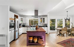 148 Oakspring Rd, Salt Spring, BC V8K 1S8