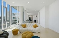 60 Rue de l'Éclipse PH2705, Brossard, QC J4Z 0T8