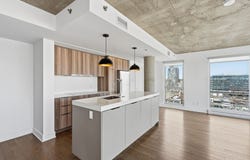 101 Rue Peel 1162, Montréal (Le Sud-Ouest), QC H3C 0Y1